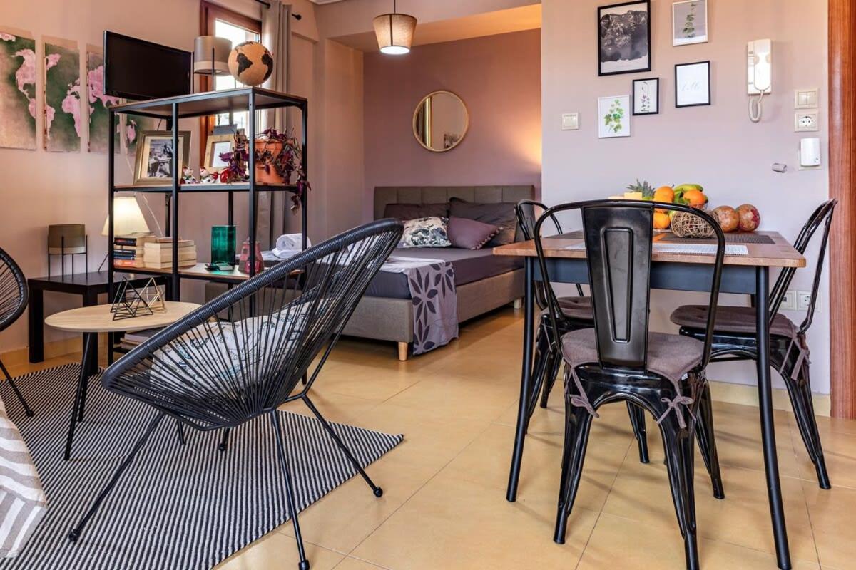 Amalia'S Serendipity - City Lights & Mountain Vistas Kalamata Exterior foto